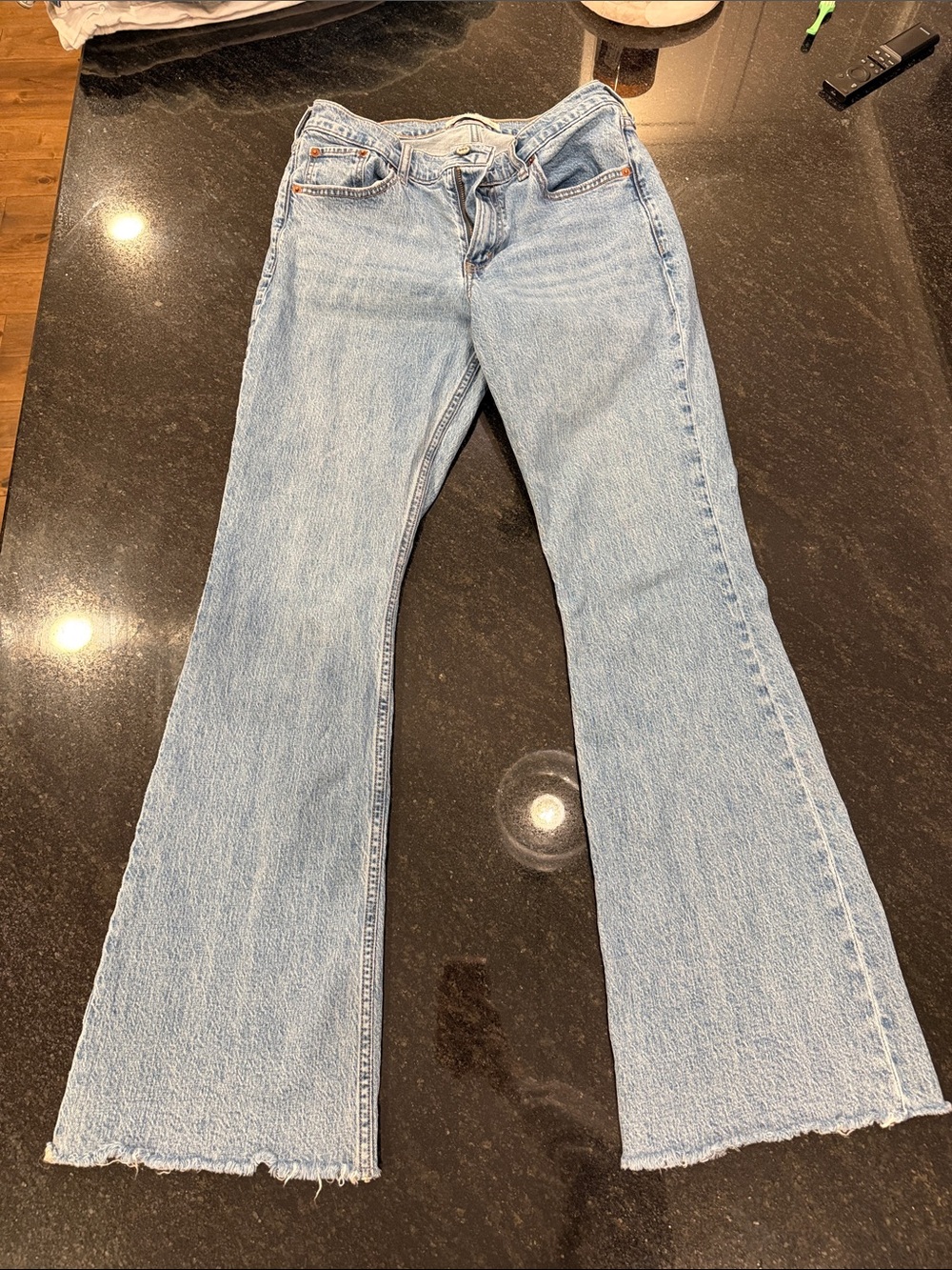 Abercrombie & Fitch Mid Rise Bootcut Jeans, 29 (8)